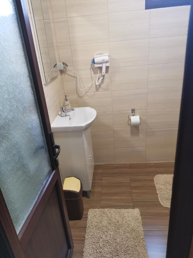 Somogyi Vendeghaz Bed & Breakfast Bancu ภายนอก รูปภาพ