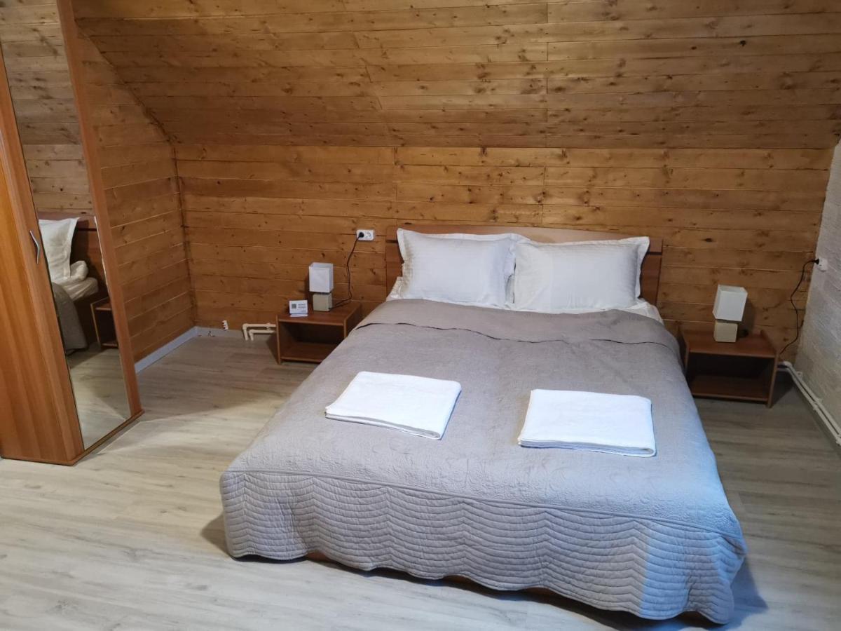 Somogyi Vendeghaz Bed & Breakfast Bancu ภายนอก รูปภาพ
