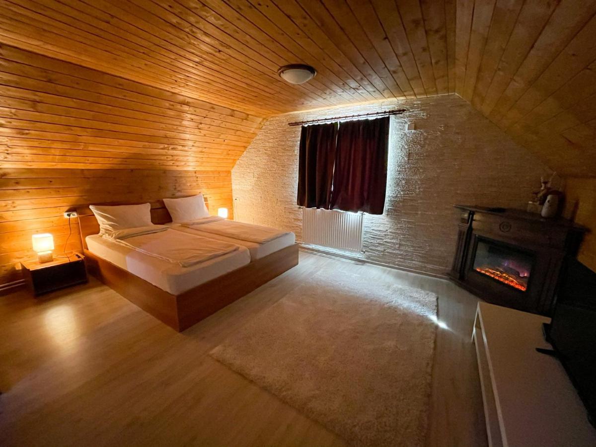 Somogyi Vendeghaz Bed & Breakfast Bancu ภายนอก รูปภาพ