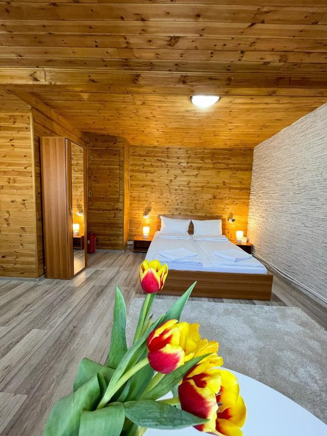 Somogyi Vendeghaz Bed & Breakfast Bancu ภายนอก รูปภาพ