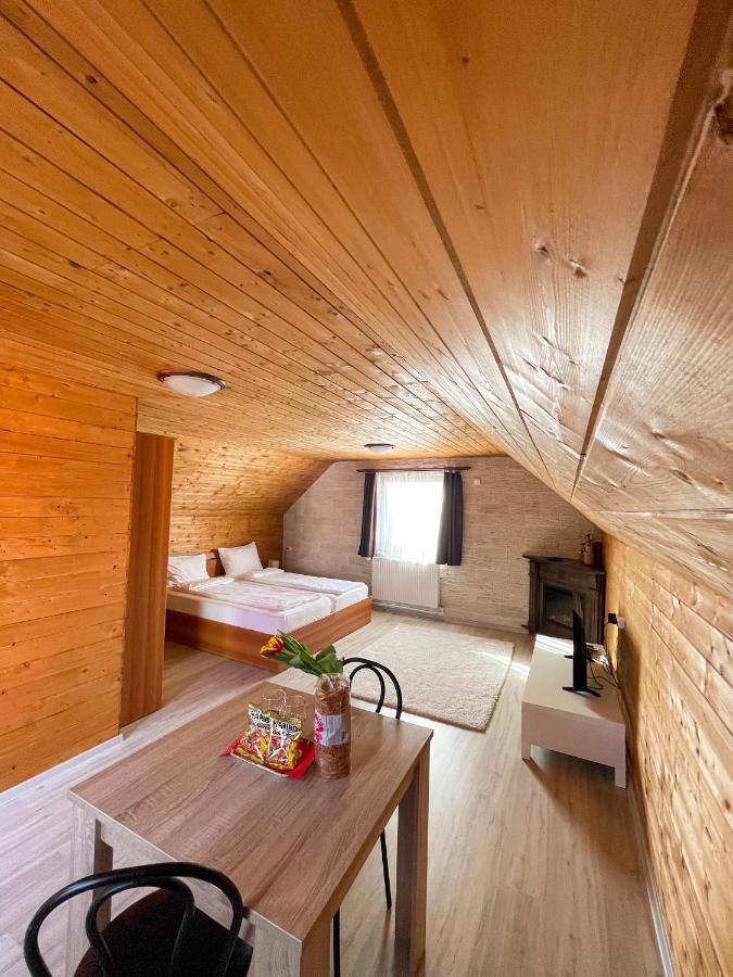 Somogyi Vendeghaz Bed & Breakfast Bancu ภายนอก รูปภาพ