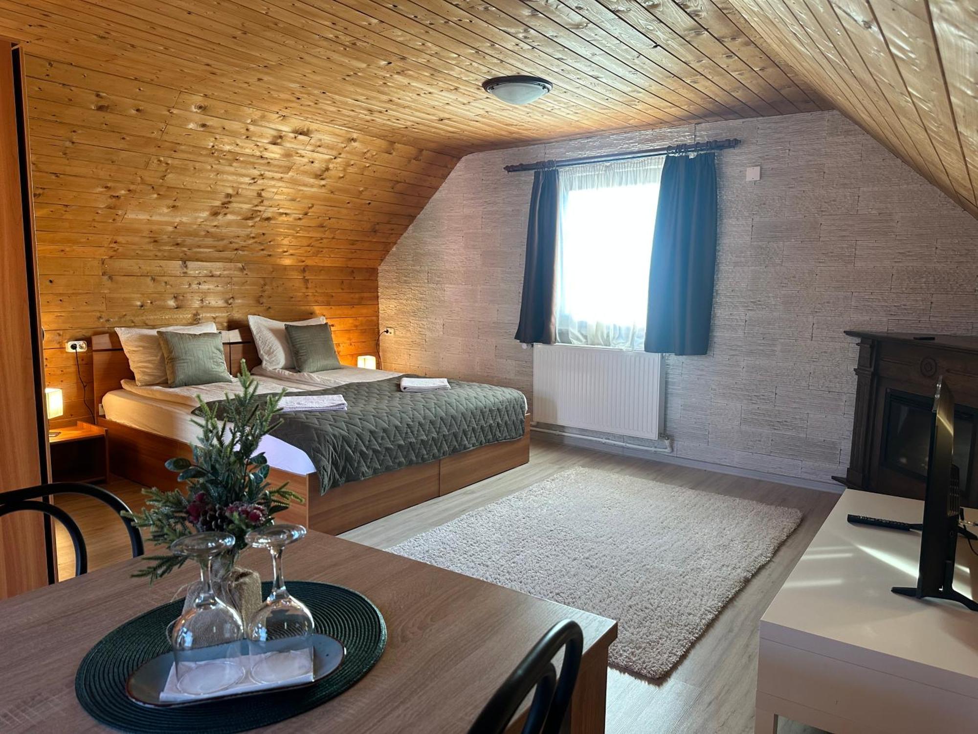 Somogyi Vendeghaz Bed & Breakfast Bancu ภายนอก รูปภาพ